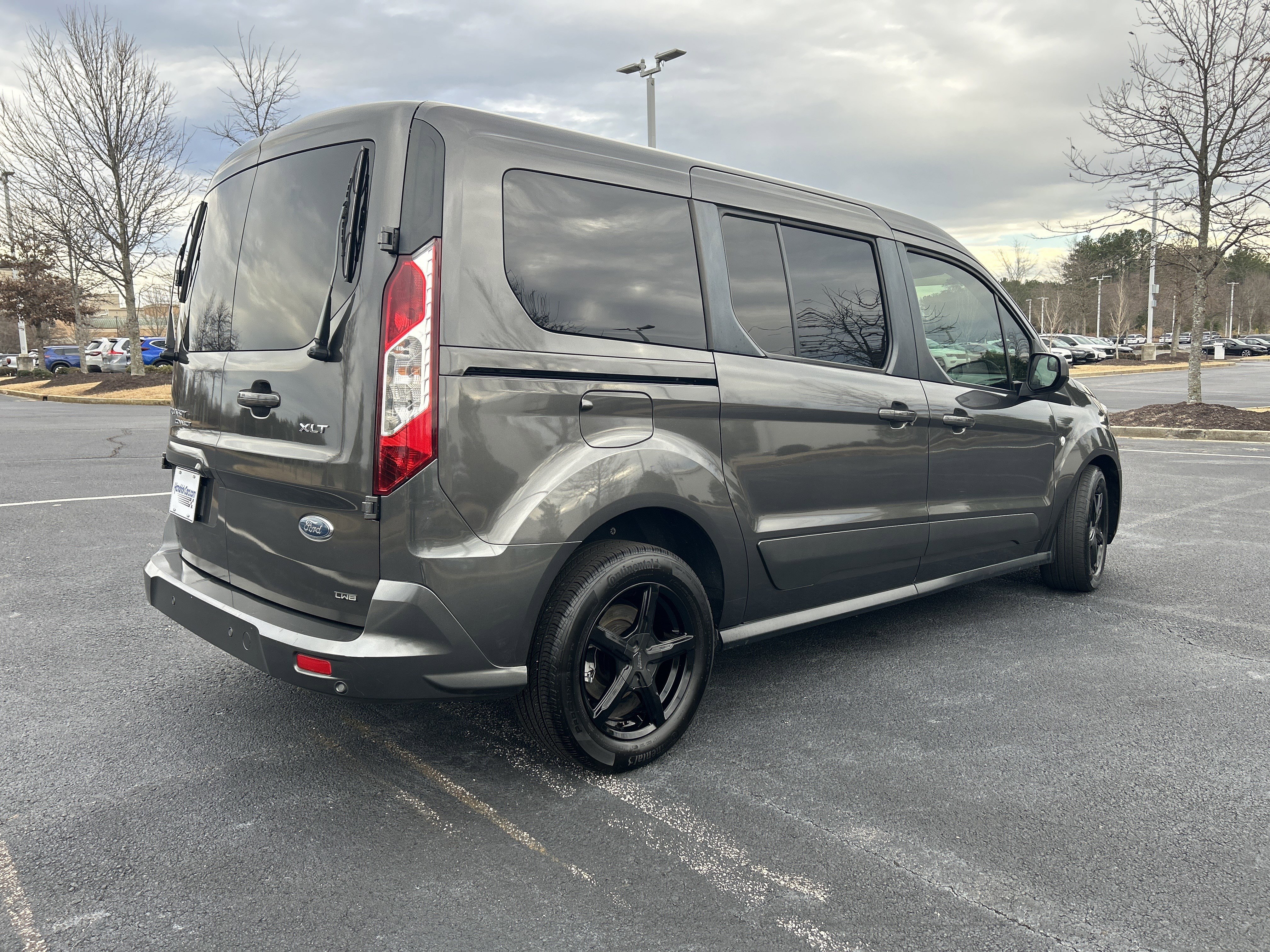 Used 2019 Ford Transit Connect XLT image 9