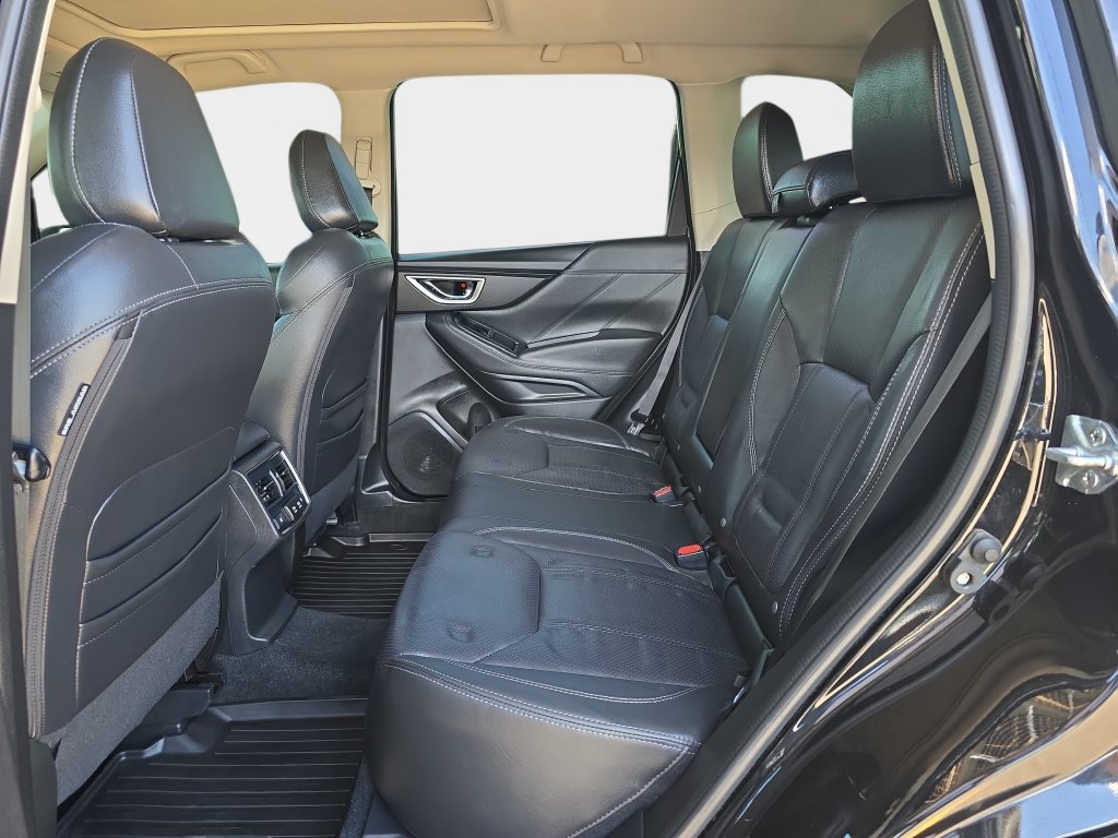 Used 2023 Subaru Forester Touring AWD/4WD image 17