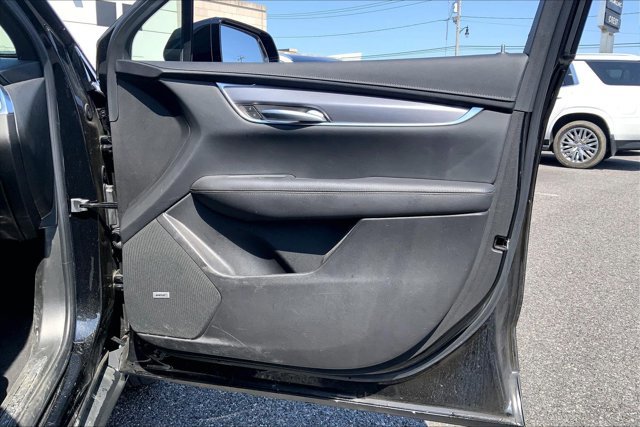 Used 2024 Cadillac XT5 Luxury w/ LPO, Floor Liner Package AWD/4WD image 23