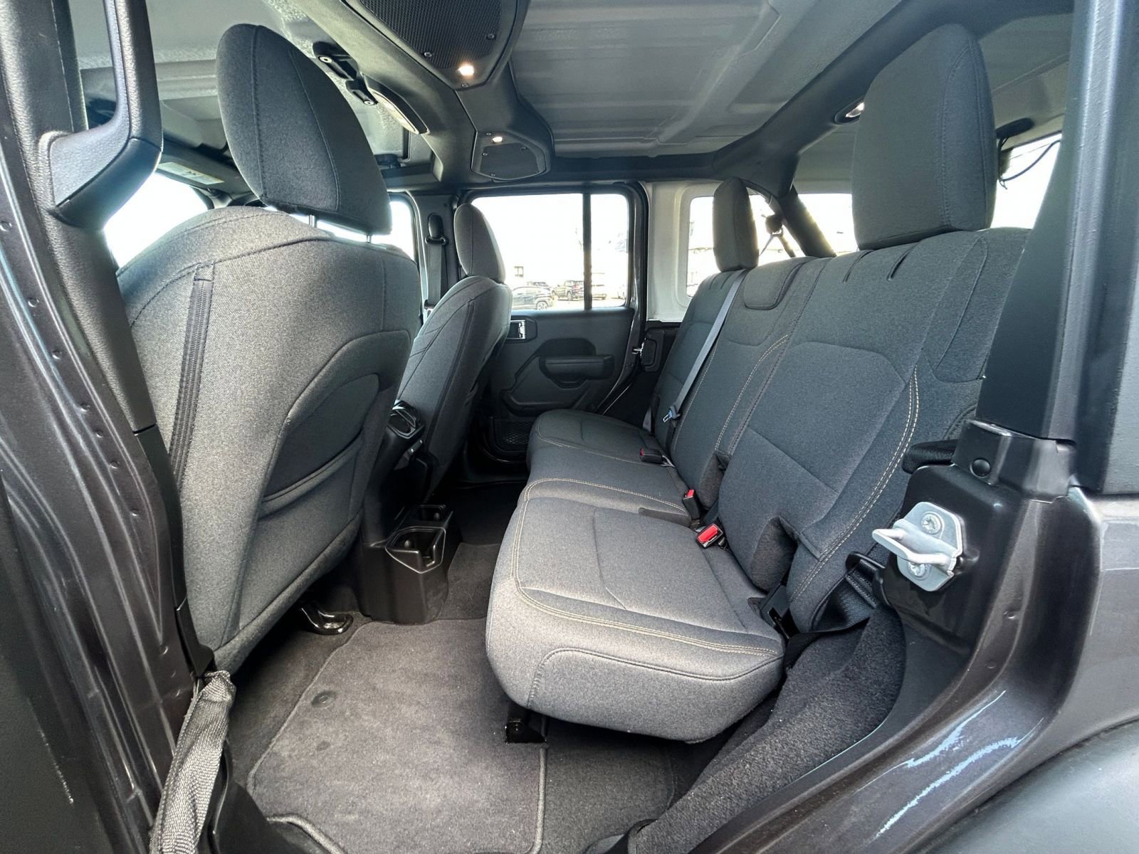 Used 2025 Jeep Wrangler Sport S image 25