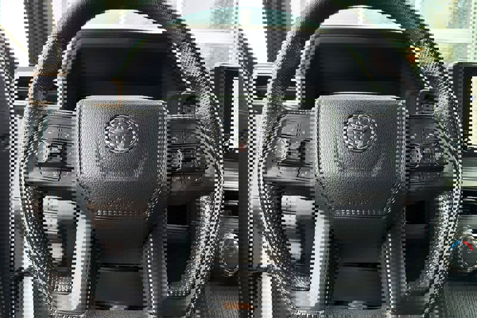 Used 2025 Toyota Tacoma SR w/ SR Upgrade Package image 24