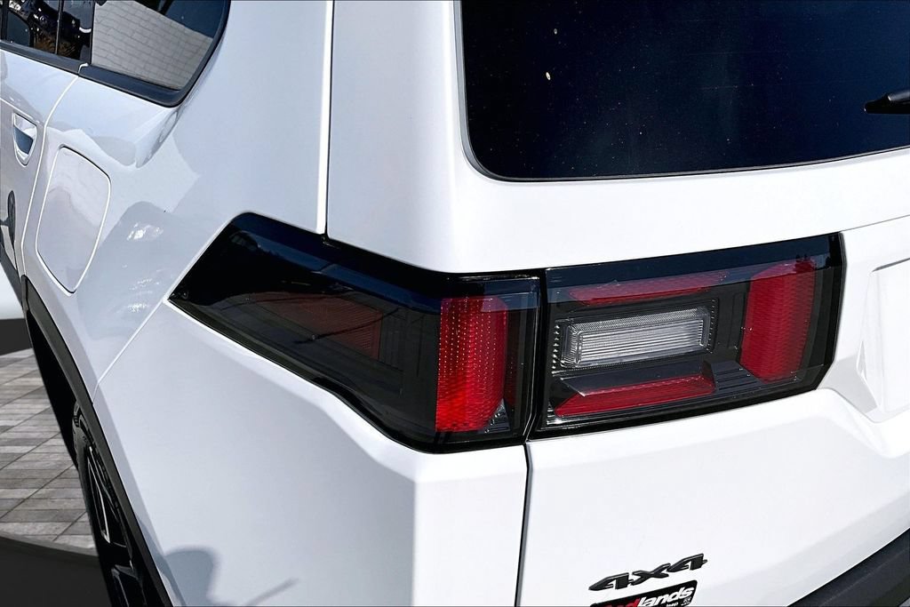New 2026 Jeep Cherokee Laredo AWD/4WD image 35