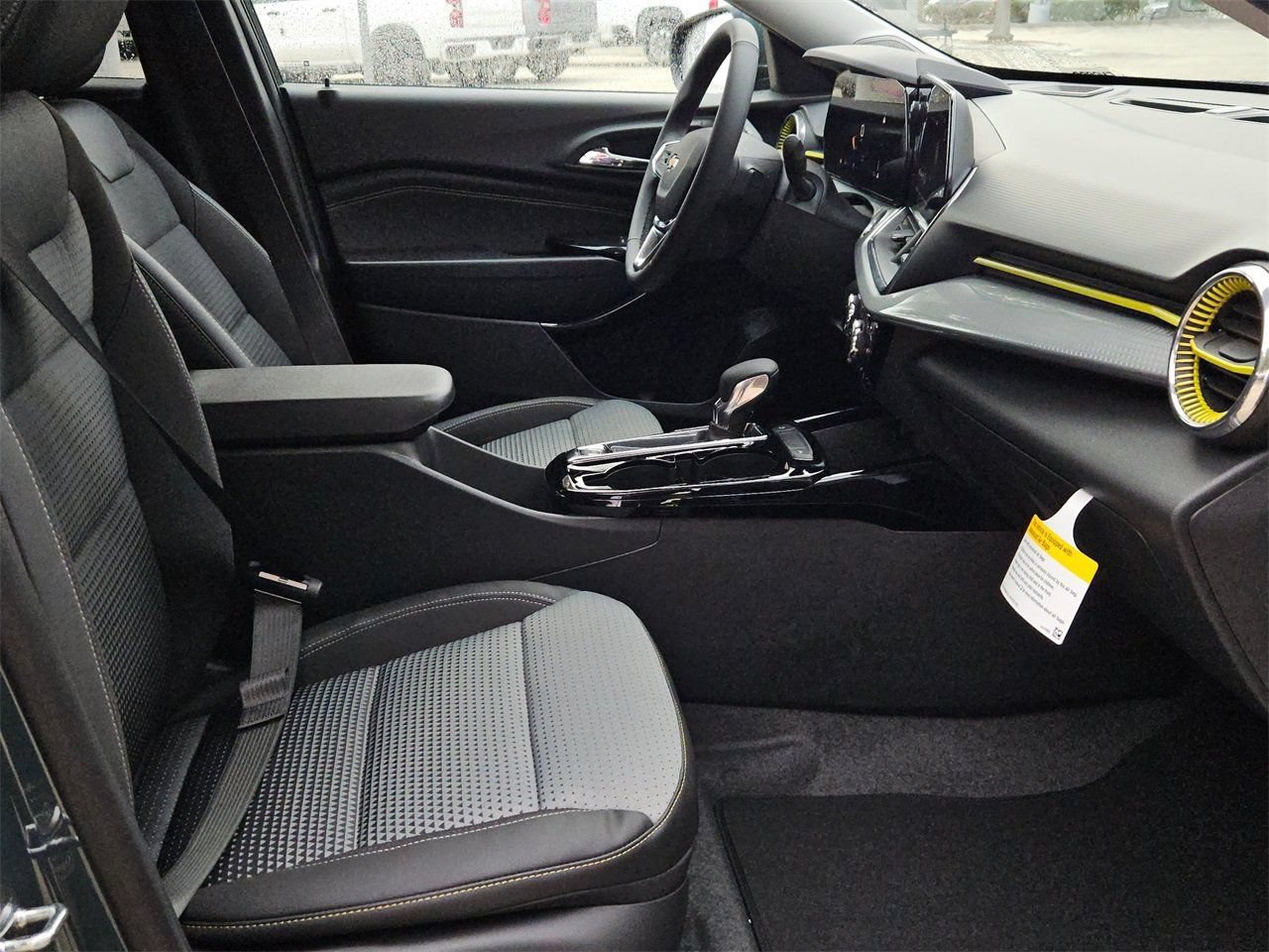 New 2026 Chevrolet Trax LT w/ Driver Confidence Package FWD image 25