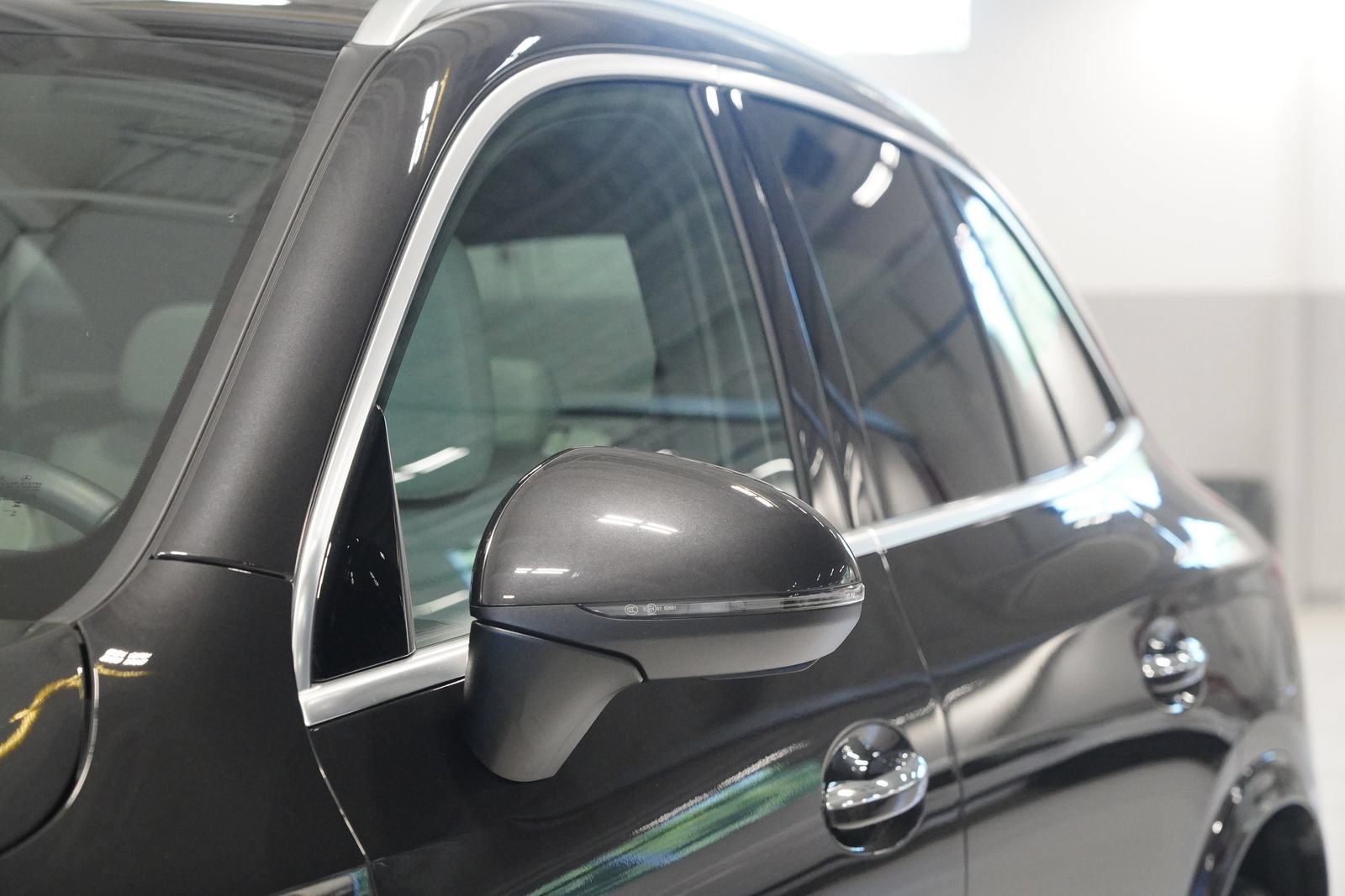 Certified 2026 Mercedes-Benz GLC 350e 4MATIC image 7
