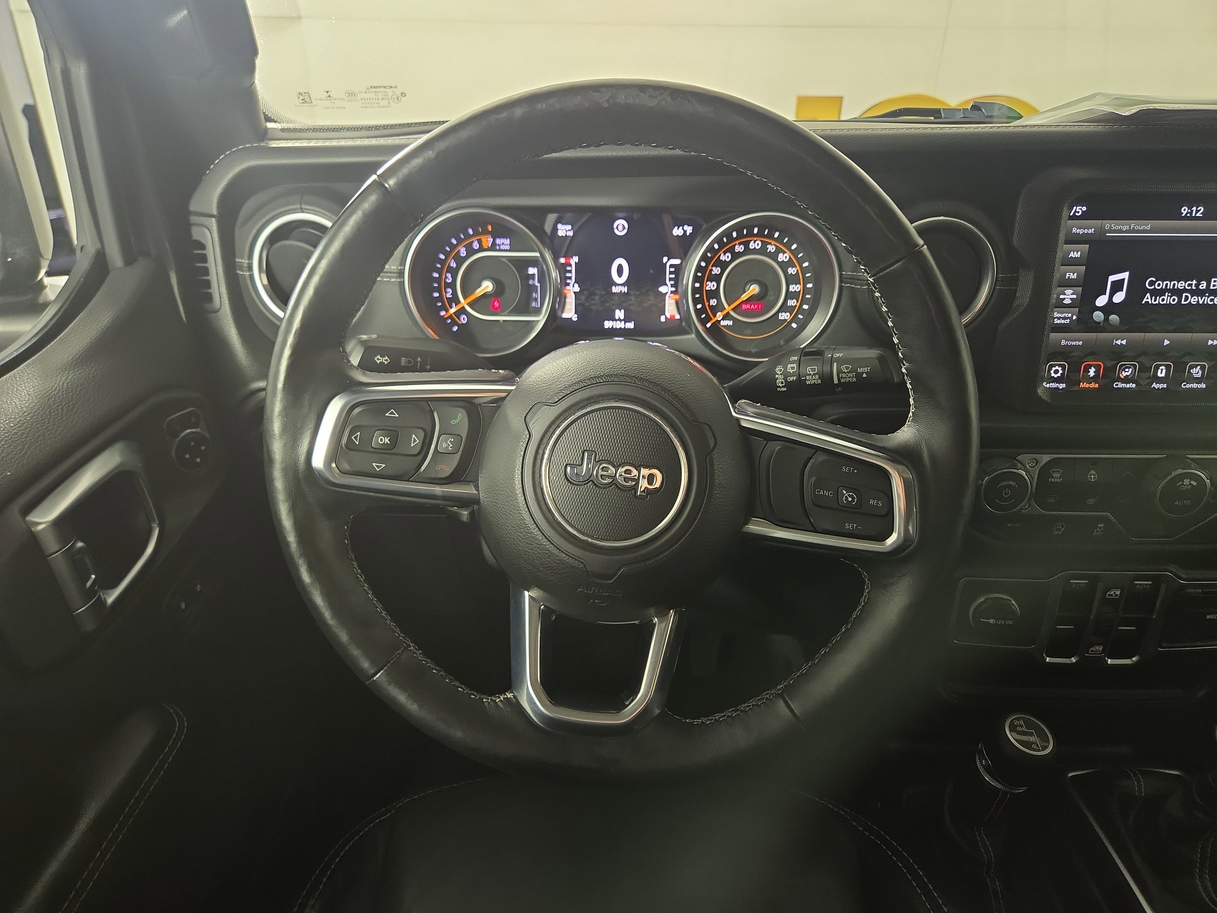 Used 2018 Jeep Wrangler Unlimited Sahara image 15