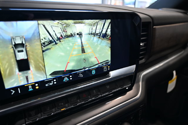 New 2026 Chevrolet Silverado 3500 High Country w/ High Country Premium Package AWD/4WD image 19