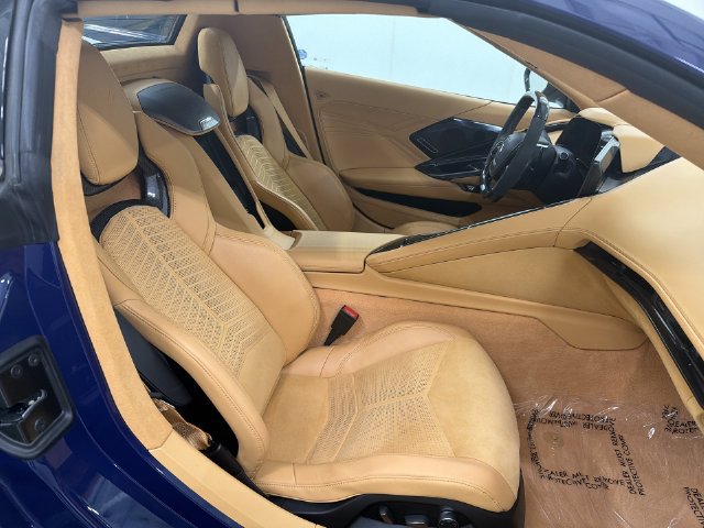 Used 2025 Chevrolet Corvette E-Ray w/ Stealth Interior Trim Package AWD/4WD image 19