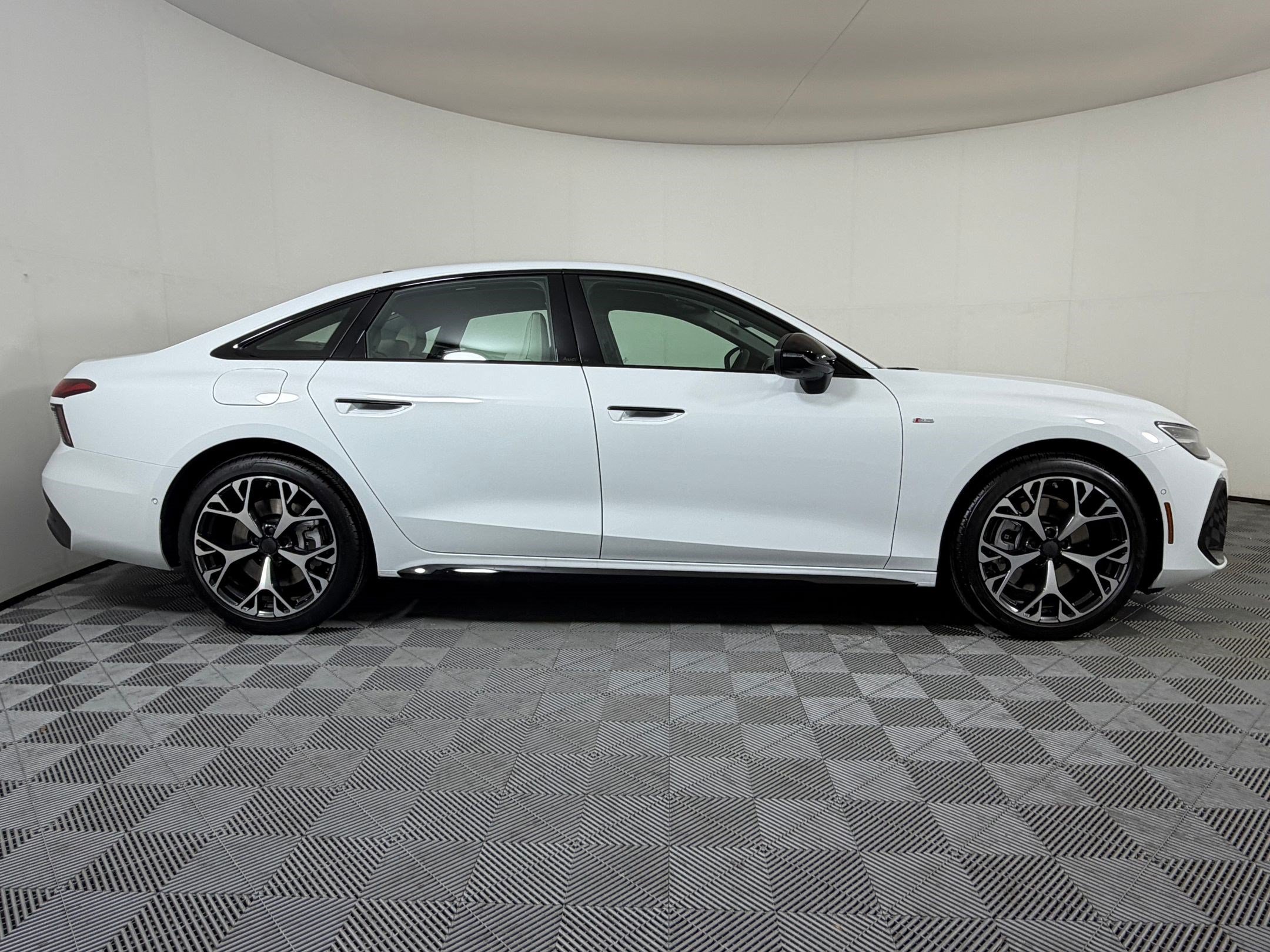 New 2026 Audi A6 Premium Plus AWD/4WD image 8