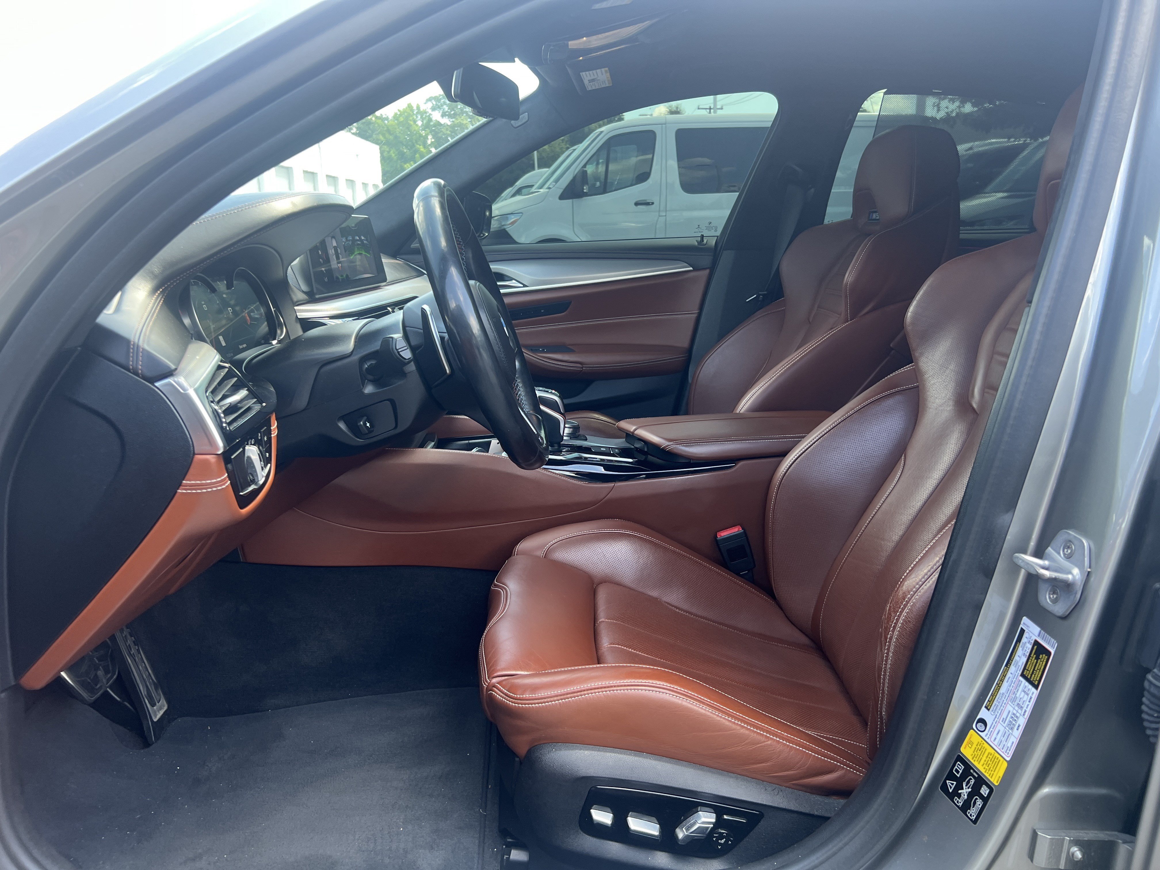 Used 2018 BMW M5 w/ Executive Package AWD/4WD image 15