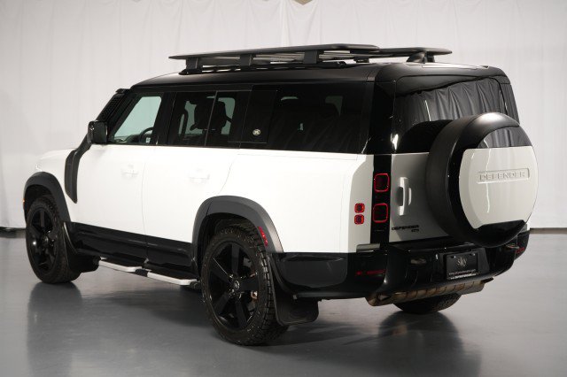 Used 2023 Land Rover Defender 130 X-Dynamic SE AWD/4WD image 17