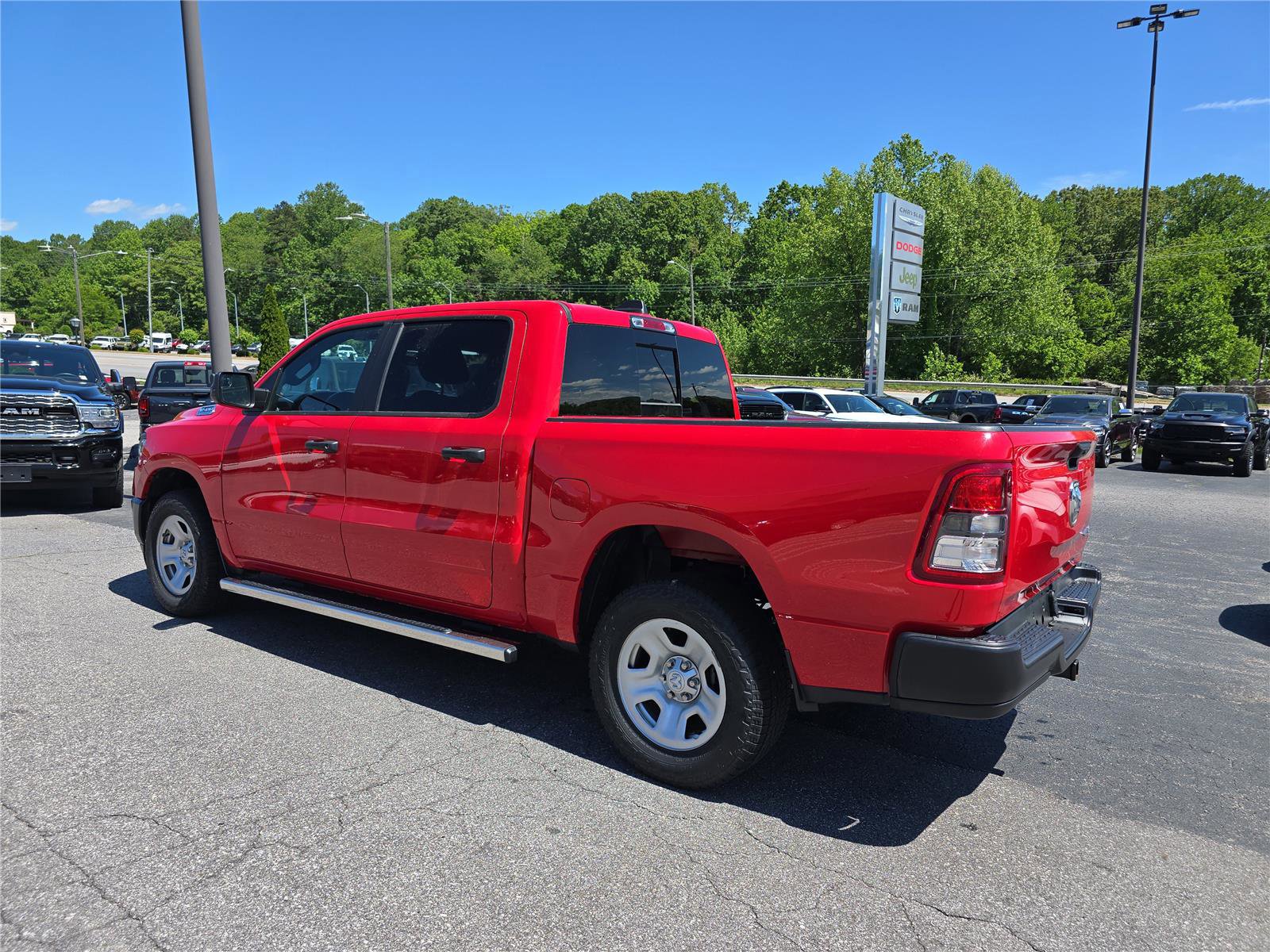 Used 2024 RAM 1500 Tradesman AWD/4WD image 6