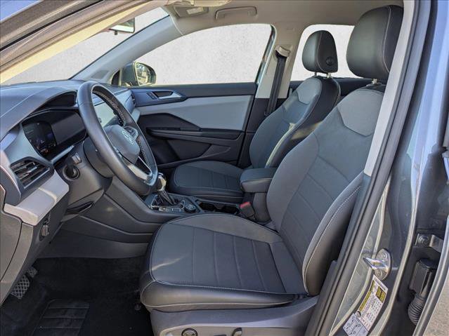 Used 2022 Volkswagen Taos SE image 15
