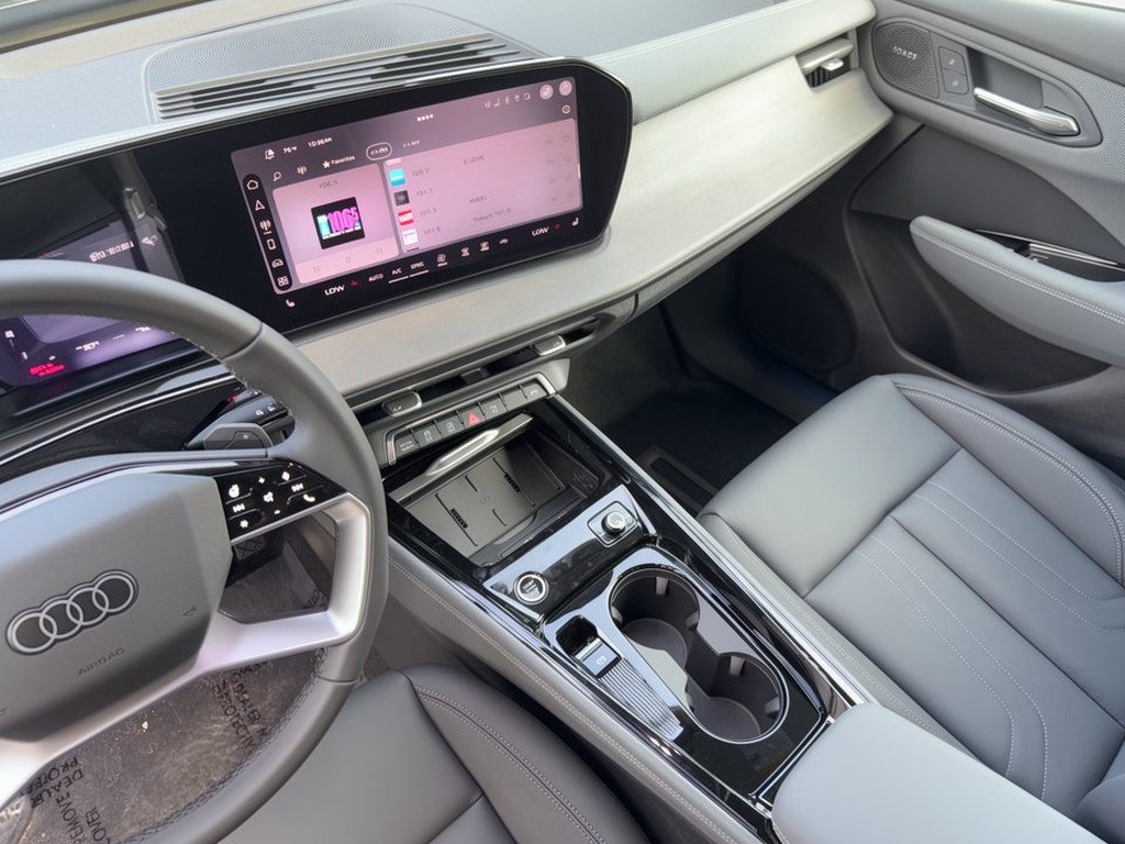 New 2026 Audi Q3 quattro 2.0T AWD/4WD image 22