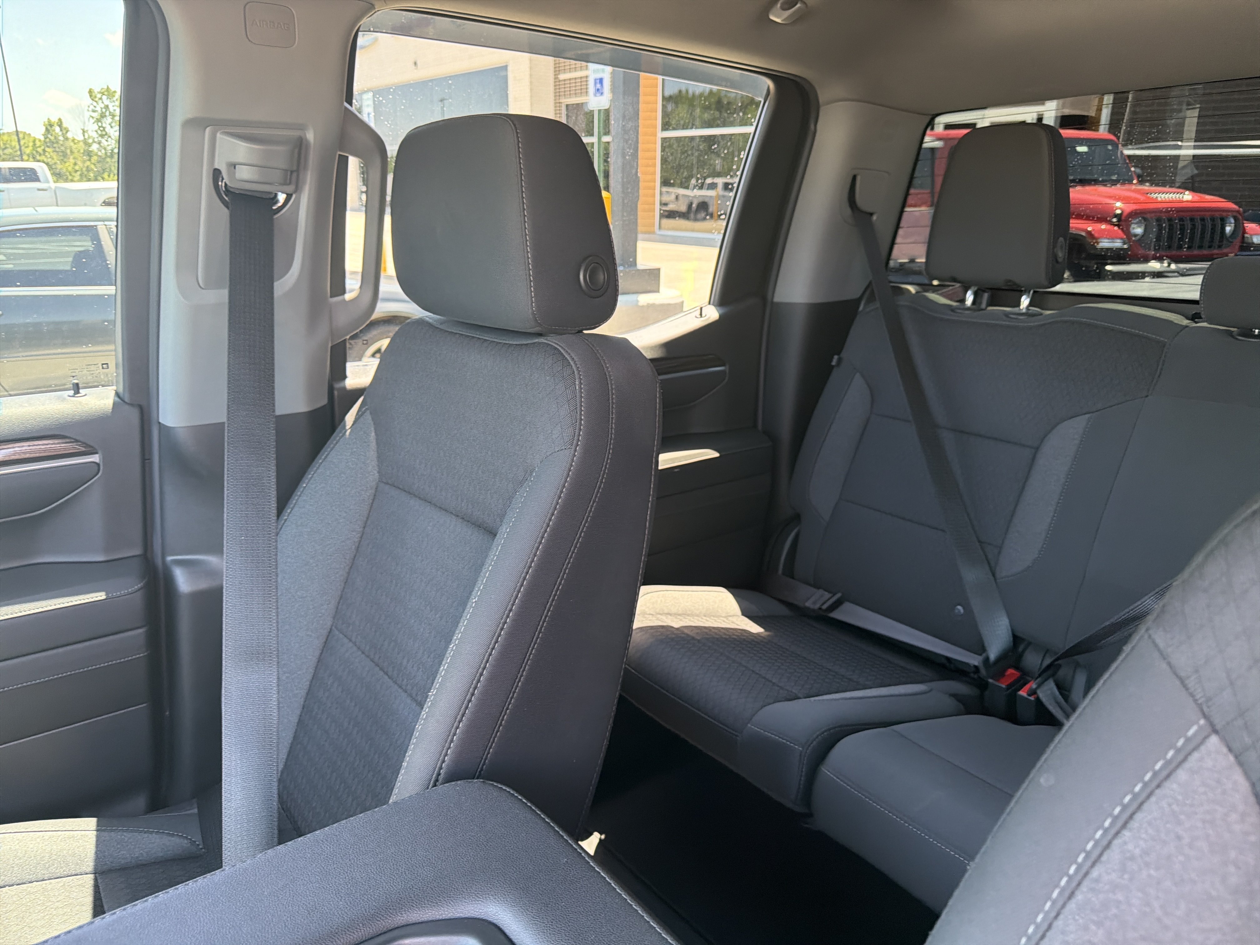 Used 2022 Chevrolet Silverado 1500 LT RWD image 40