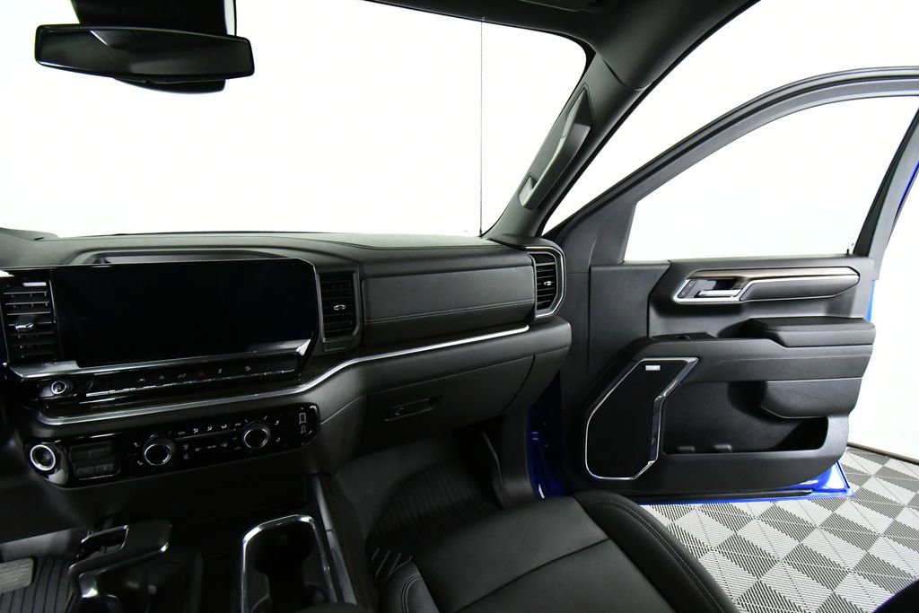 Used 2024 Chevrolet Silverado 1500 RST w/ Convenience Package II image 21