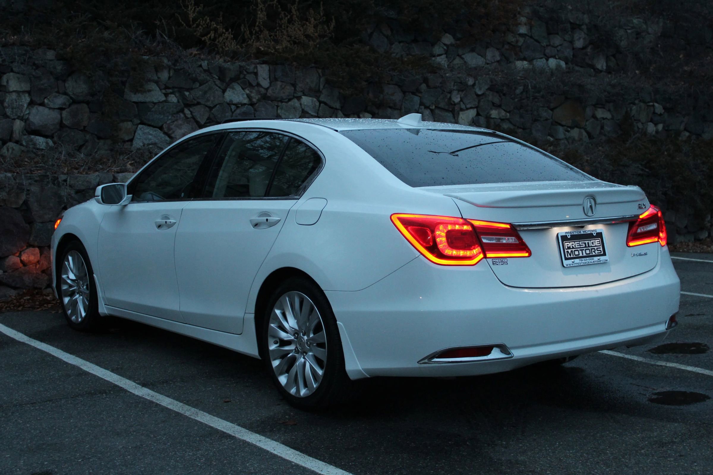 Used 2015 Acura RLX w/ Technology Package image 7