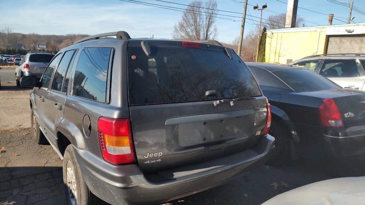 Used 2004 Jeep Grand Cherokee Laredo w/ Tan Your Hide Group image 4