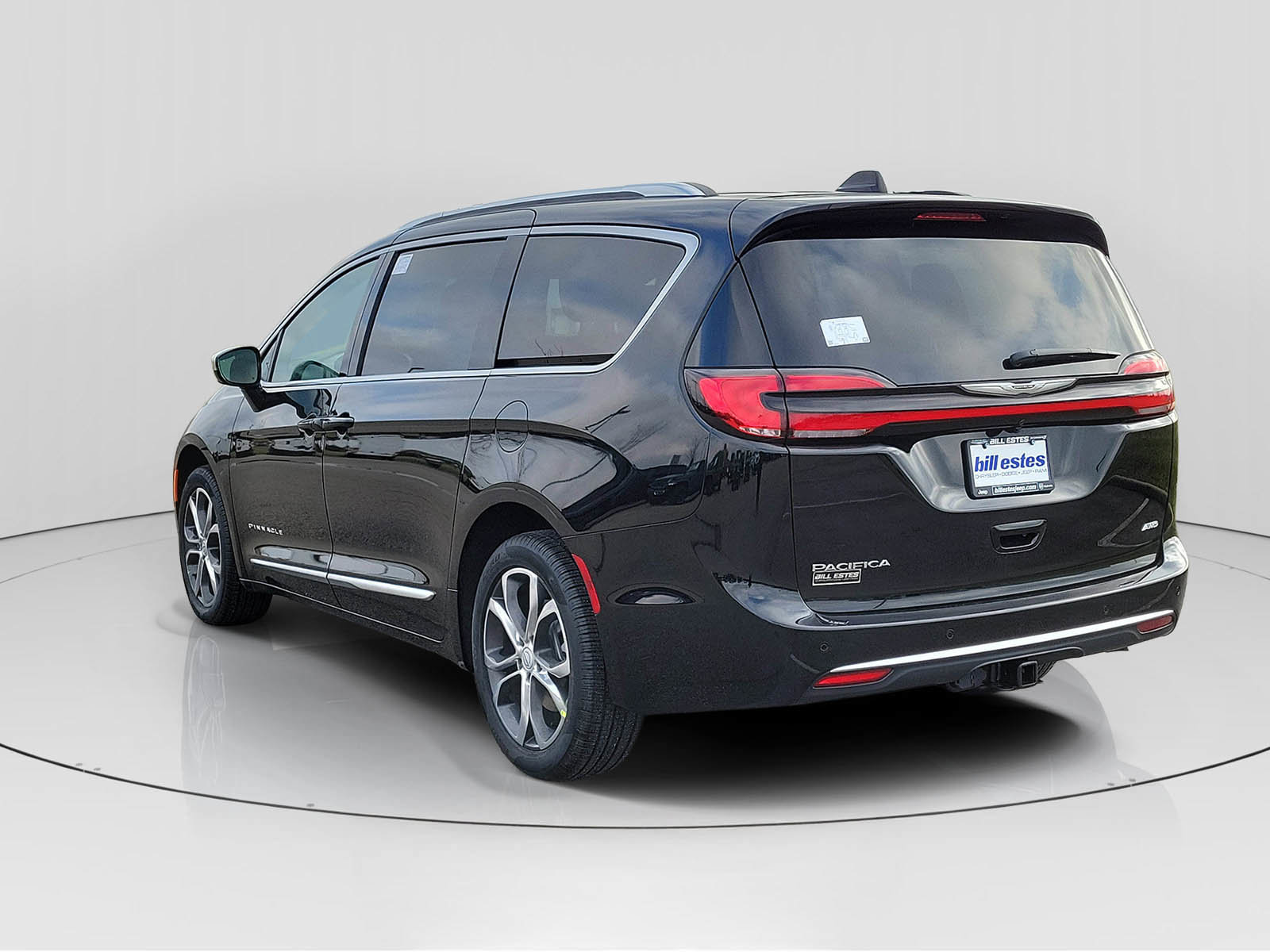 New 2026 Chrysler Pacifica Pinnacle image 3