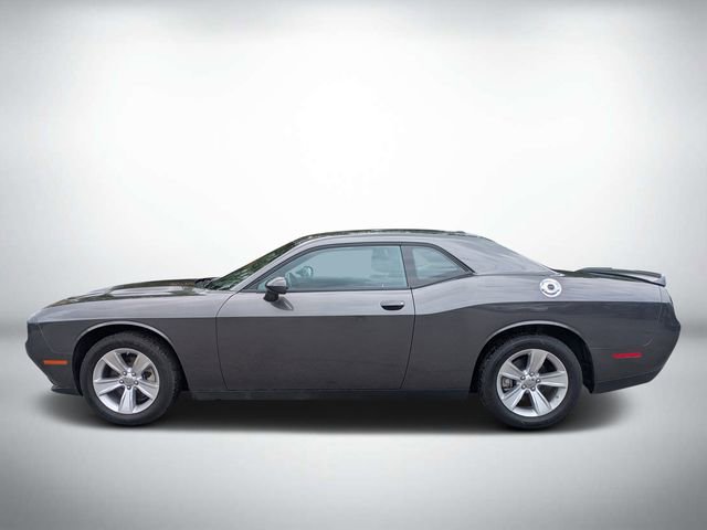 Used 2023 Dodge Challenger SXT RWD image 6
