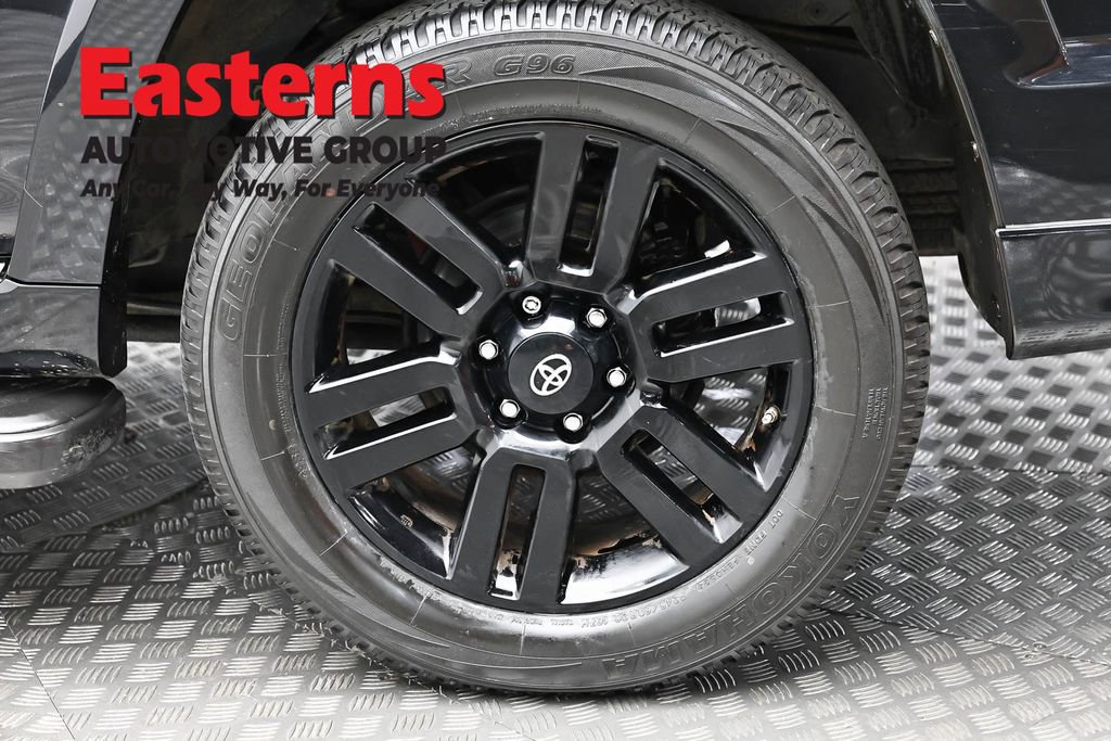 Used 2019 Toyota 4Runner Limited AWD/4WD image 8