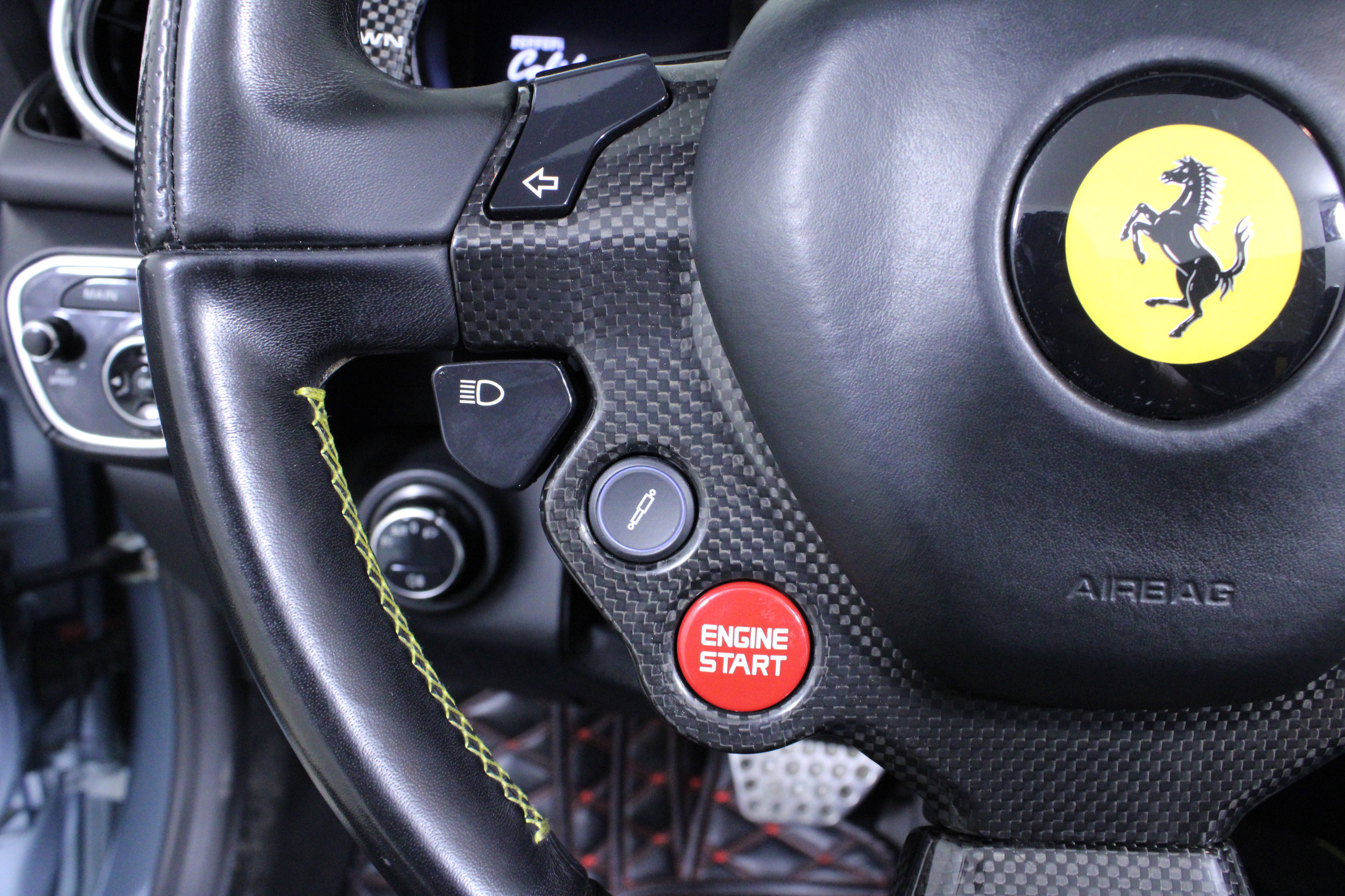 Used 2015 Ferrari California T image 23