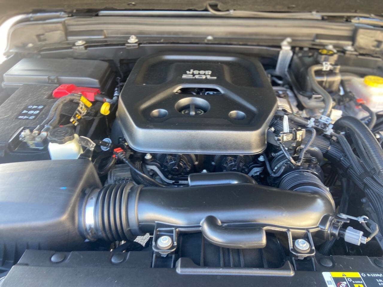 Used 2020 Jeep Wrangler Unlimited Sport image 17