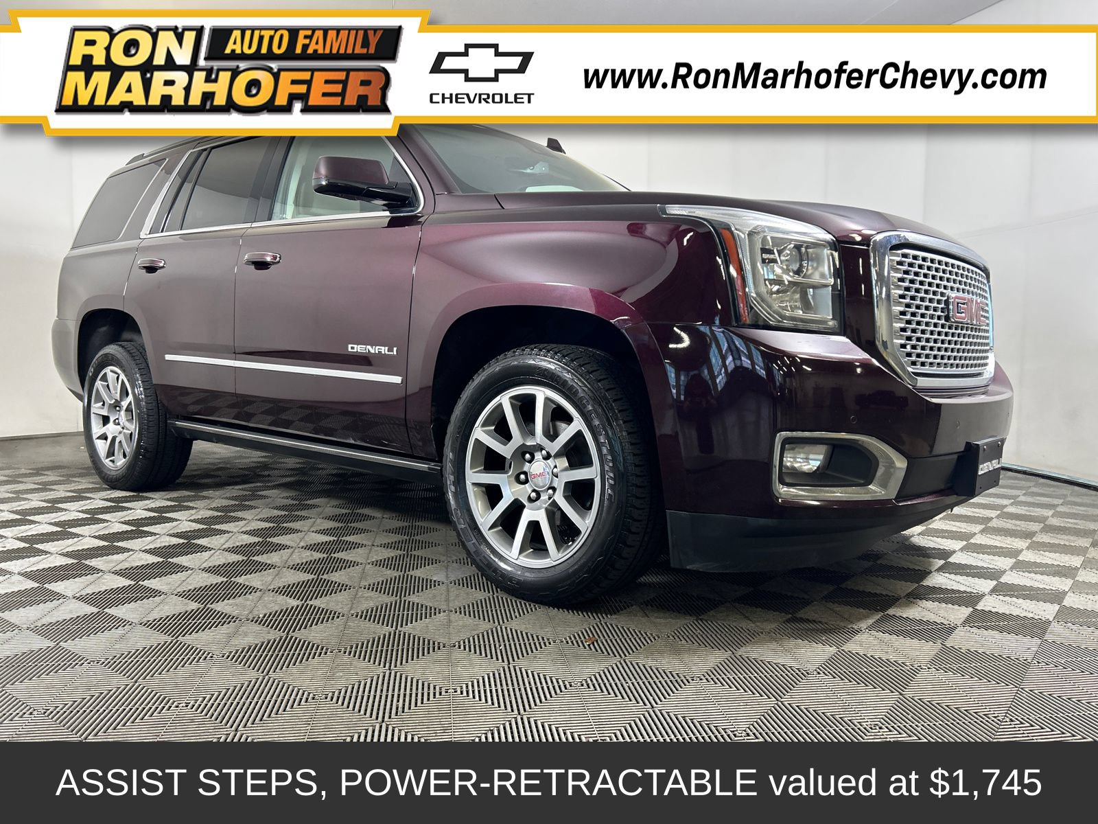Used 2017 GMC Yukon Denali AWD/4WD image 1
