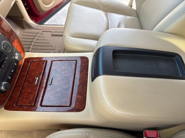 Used 2014 Chevrolet Tahoe LTZ image 33