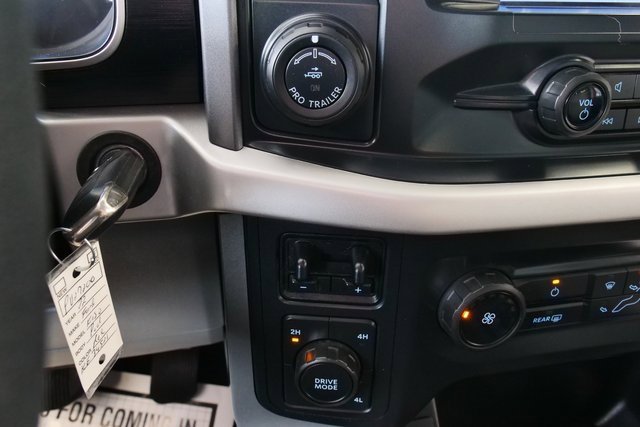 Used 2022 Ford F150 XLT w/ Trailer Tow Package image 23