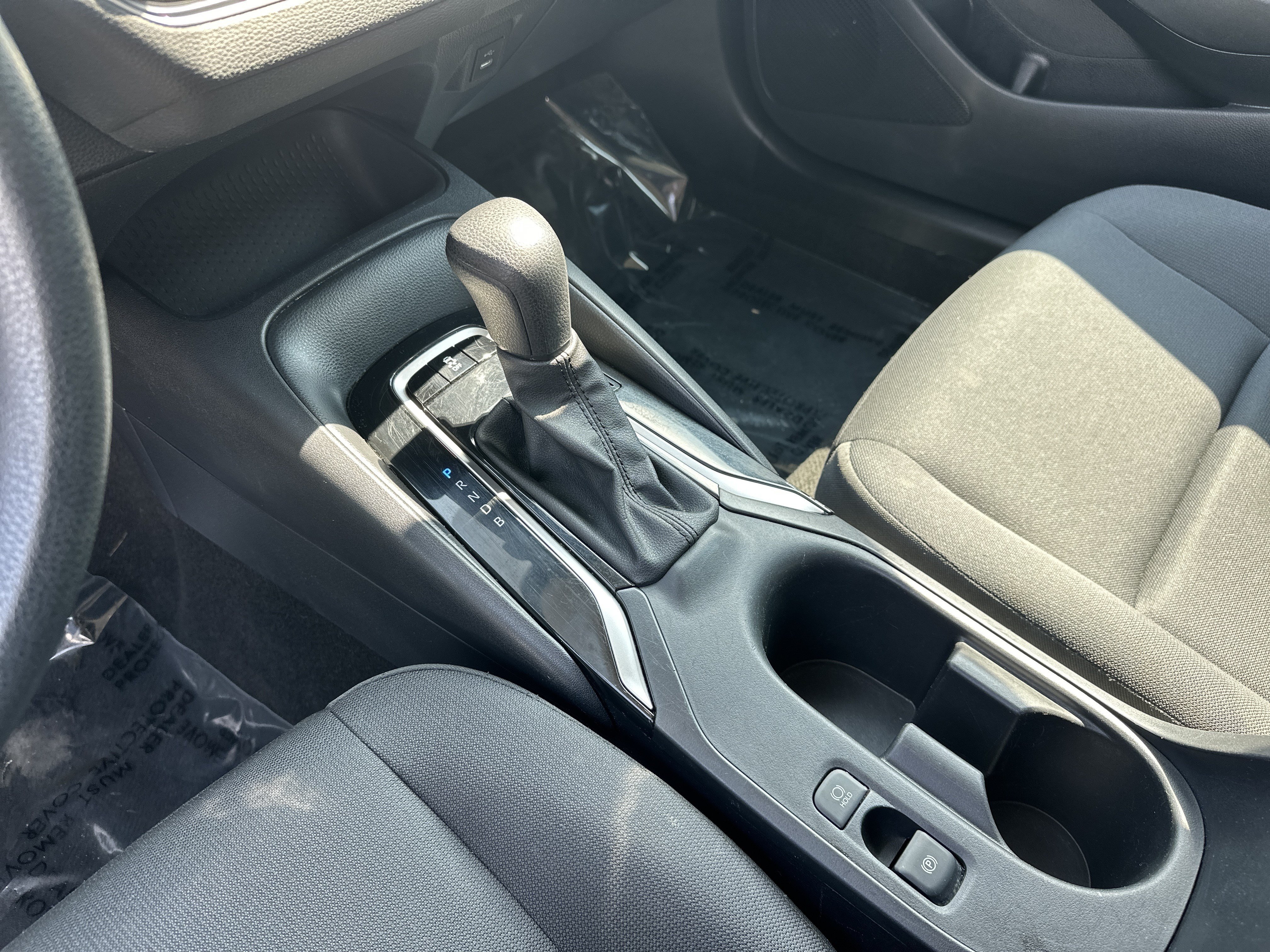Used 2024 Toyota Corolla LE FWD image 26