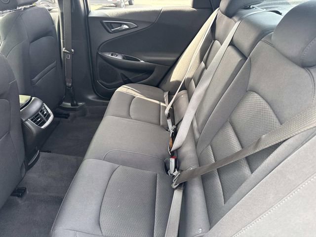 Used 2025 Chevrolet Malibu LT image 17