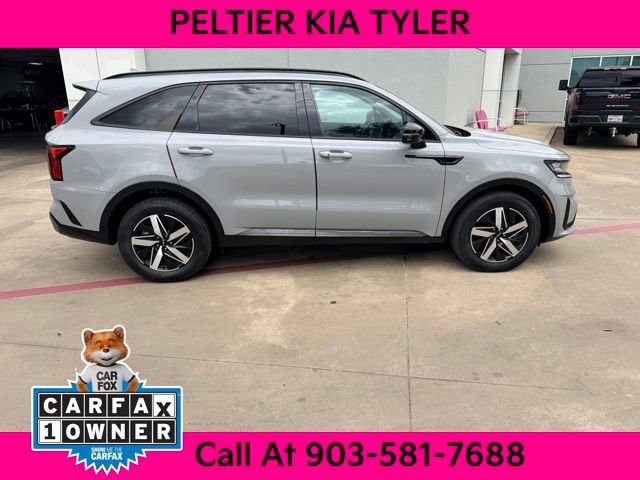 Certified 2023 Kia Sorento EX w/ Panoramic Sunroof Package FWD image 15