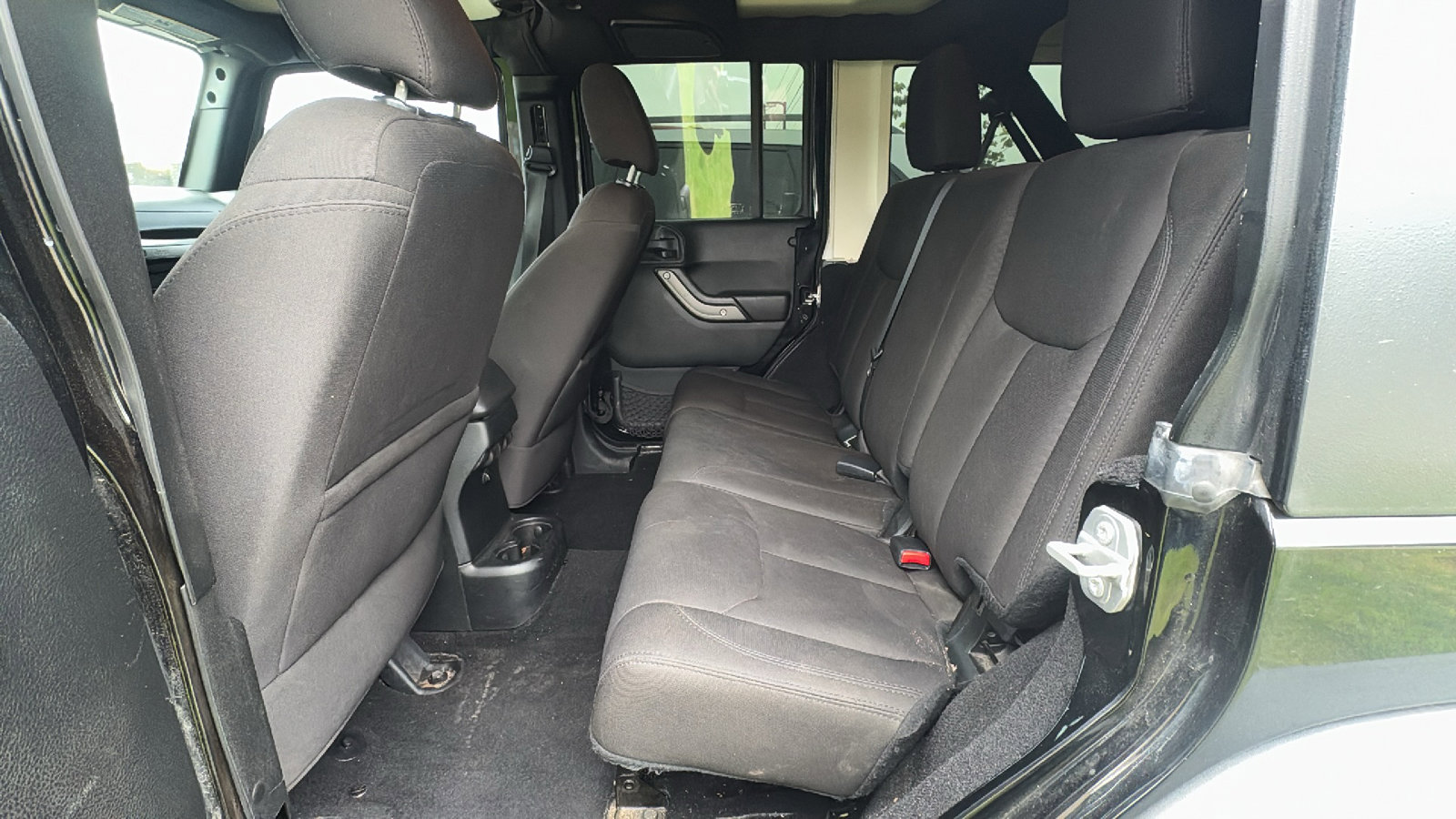 Certified 2016 Jeep Wrangler Unlimited Sport w/ Quick Order Package 24S AWD/4WD image 18