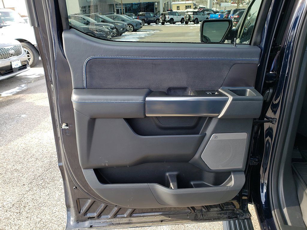 Used 2025 Ford F150 Platinum w/ FX4 Off-Road Package image 12