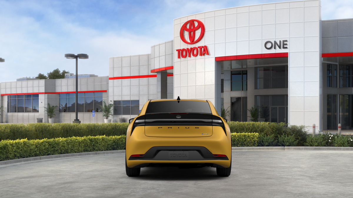 New 2027 Toyota Prius Plug-In Hybrid FWD image 50