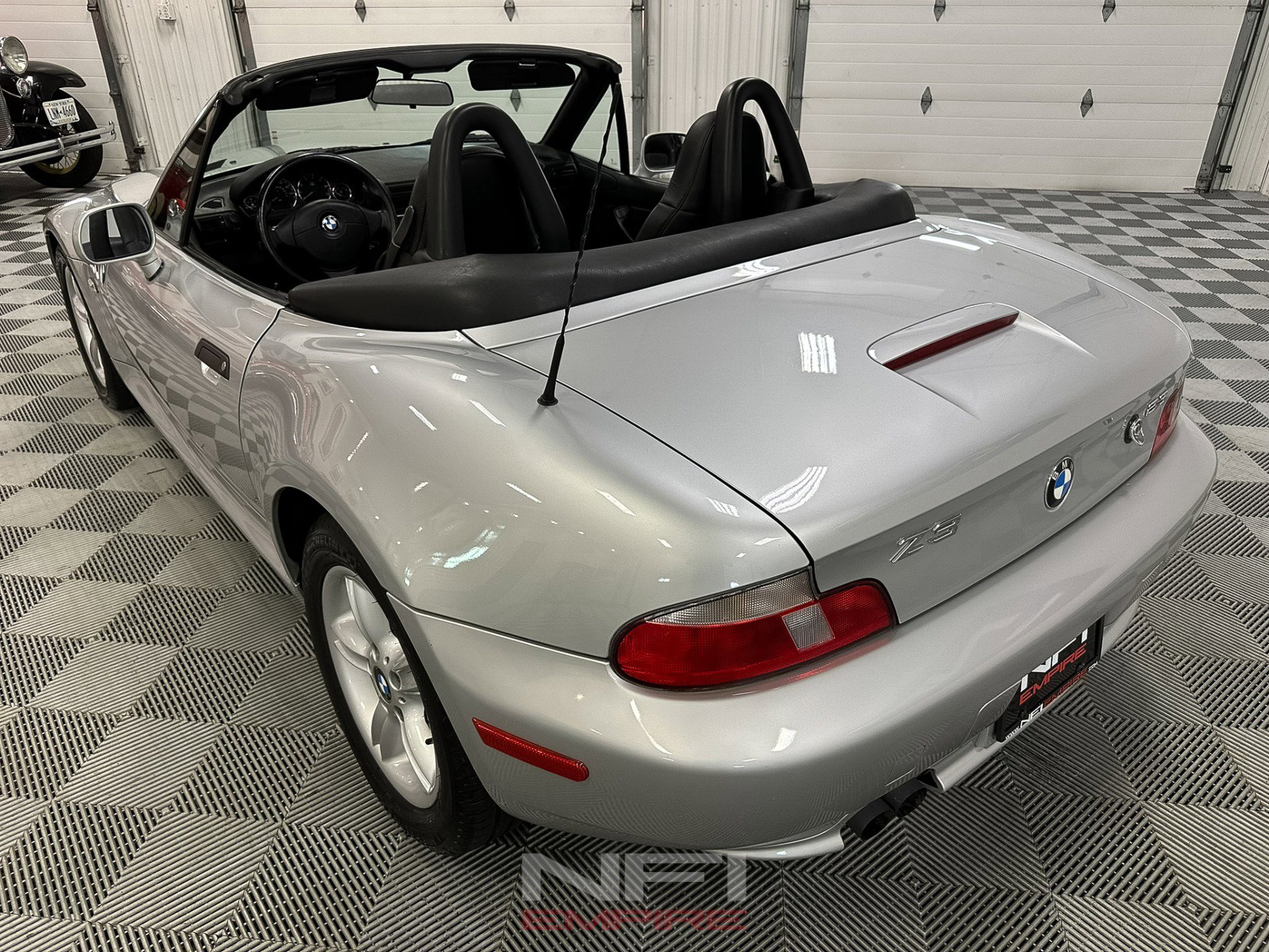 Used 2000 BMW Z3 2.5i image 18