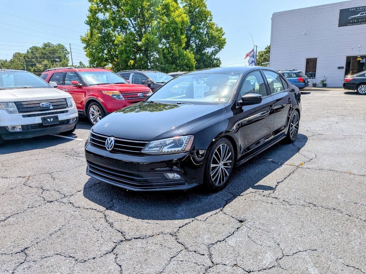 Used 2016 Volkswagen Jetta Sport w/ Lighting Package FWD image 9