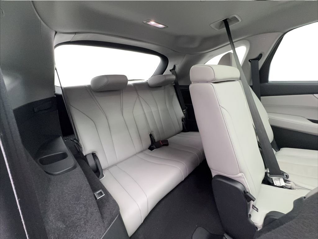 Used 2023 Acura MDX SH-AWD w/ Technology Package image 26