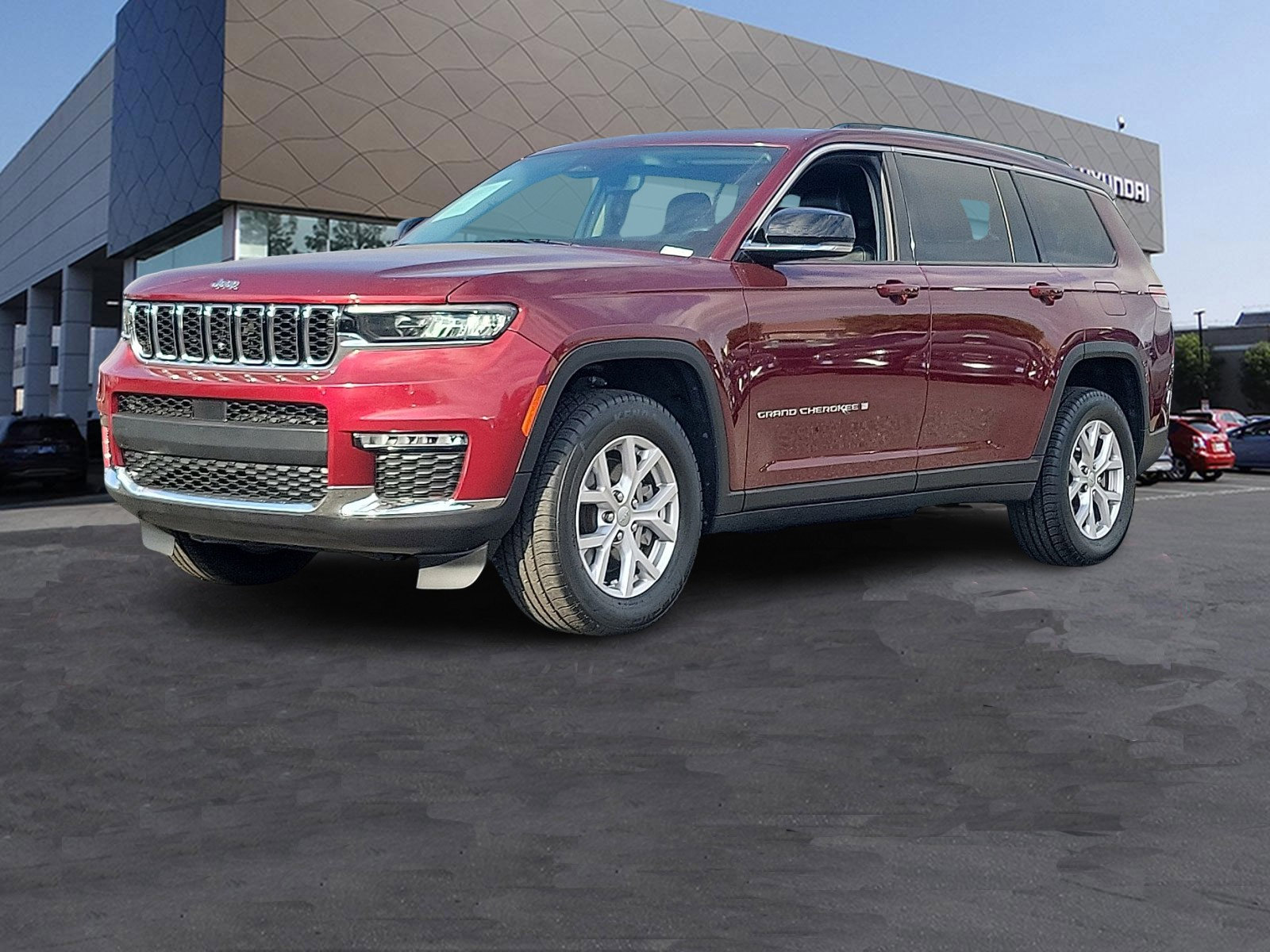 Used 2022 Jeep Grand Cherokee L Limited image 1