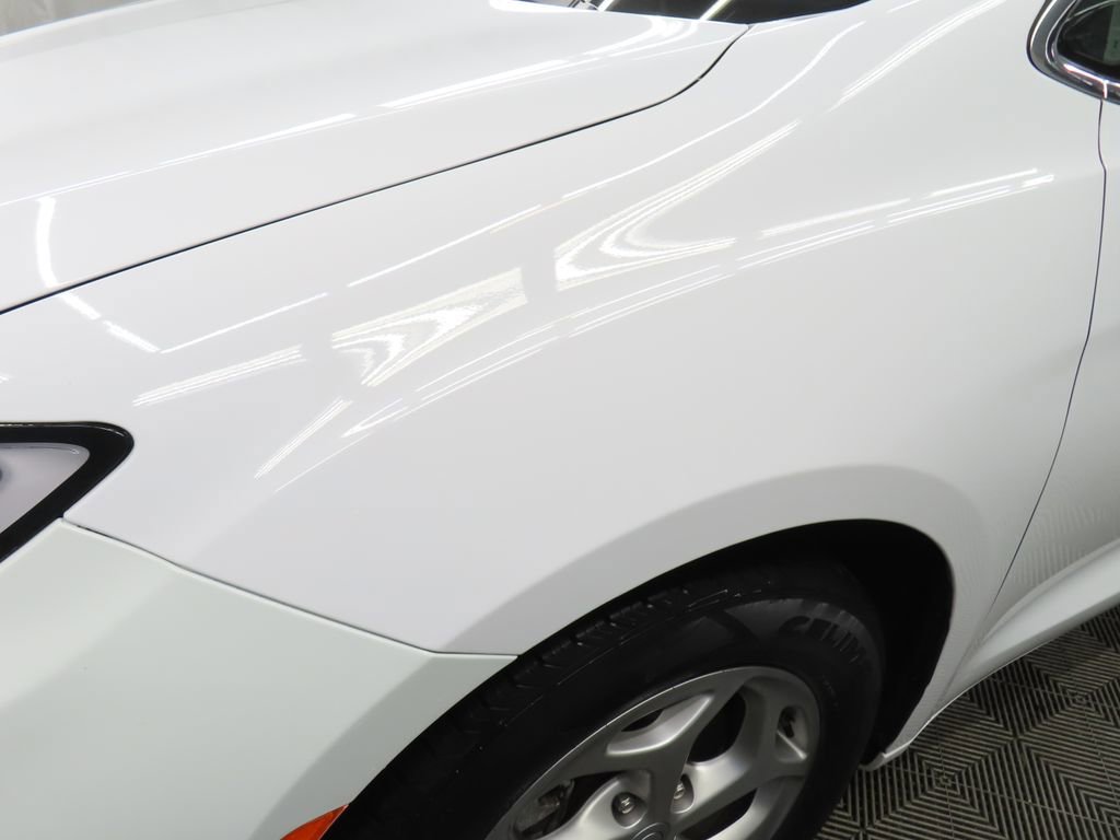 Used 2024 Chrysler Pacifica Limited FWD image 43