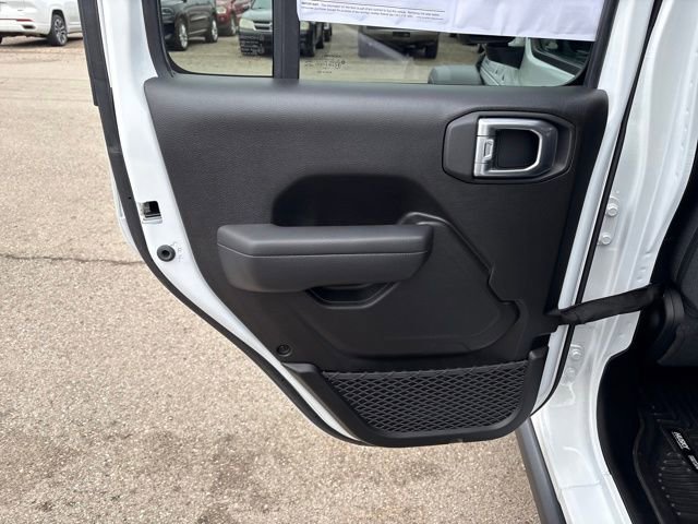 Used 2024 Jeep Wrangler Willys image 21