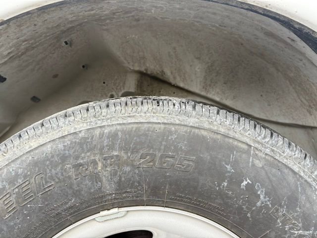 Used 2024 GMC Savana 2500 w/ Driver Convenience Package image 17