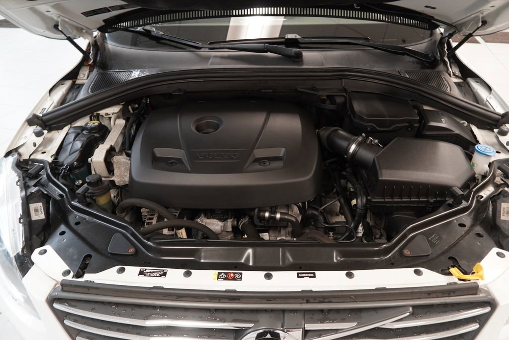 Used 2017 Volvo XC60 T5 Inscription w/ Preferred Option Package image 42