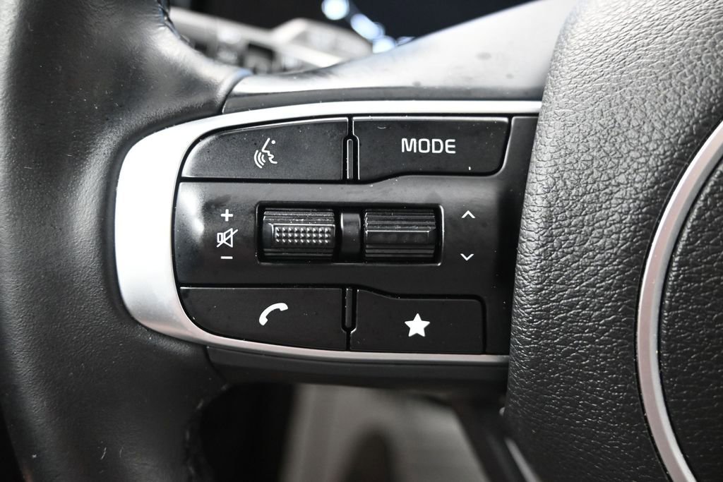 Certified 2023 Kia Sportage SX AWD/4WD image 28