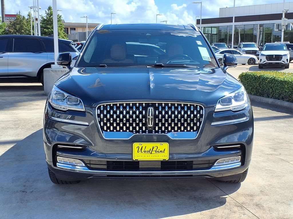 Certified 2023 Lincoln Aviator Black Label w/ Class IV Trailer Tow Package AWD/4WD image 6