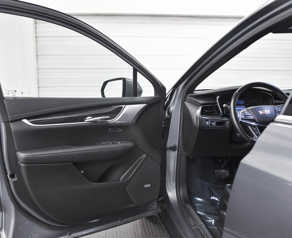 Used 2021 Cadillac XT5 Premium Luxury image 5