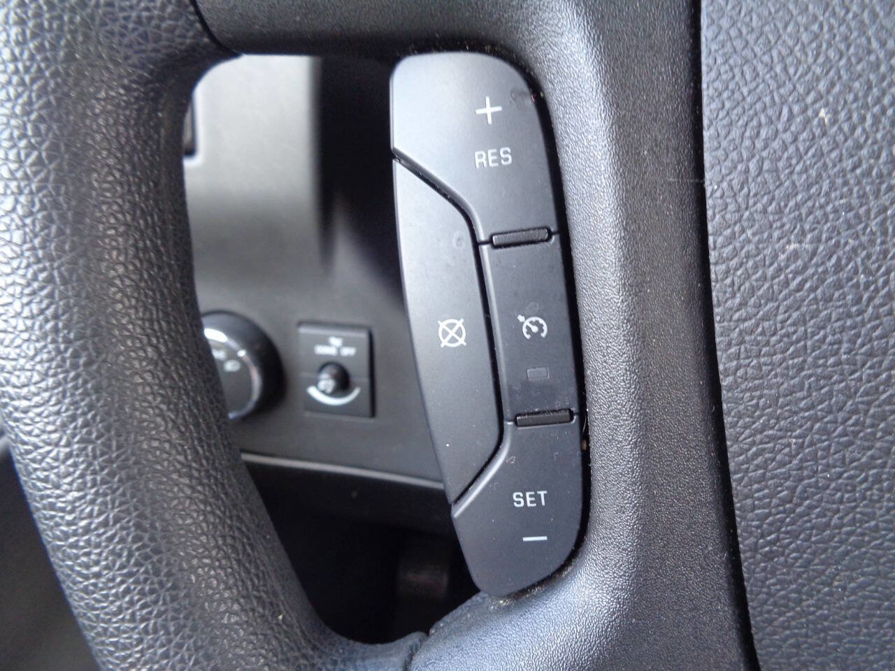 Used 2018 Chevrolet Express 3500 LS image 48