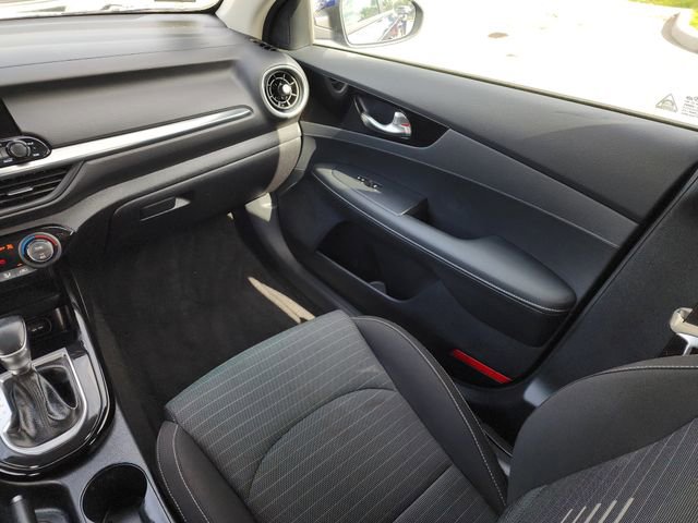 Certified 2019 Kia Forte S image 17