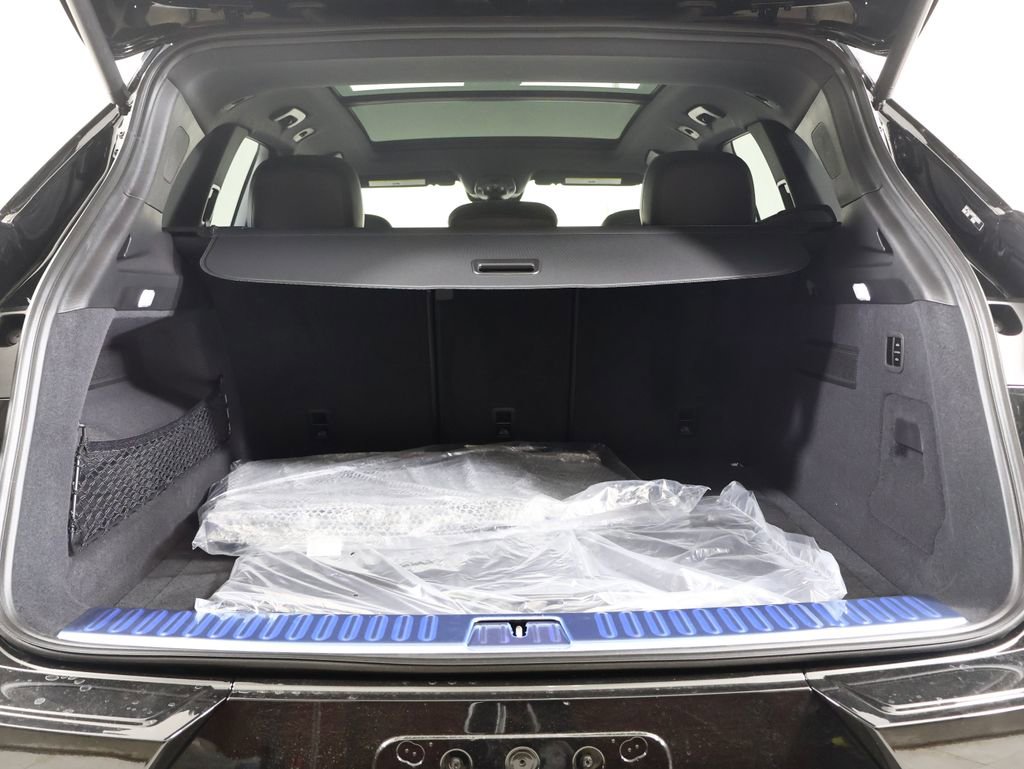 New 2026 Porsche Cayenne image 9