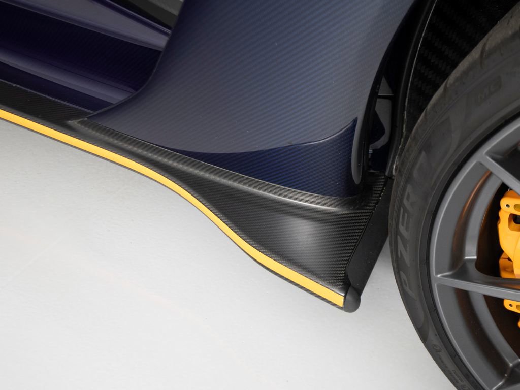 Used 2019 McLaren Senna image 95